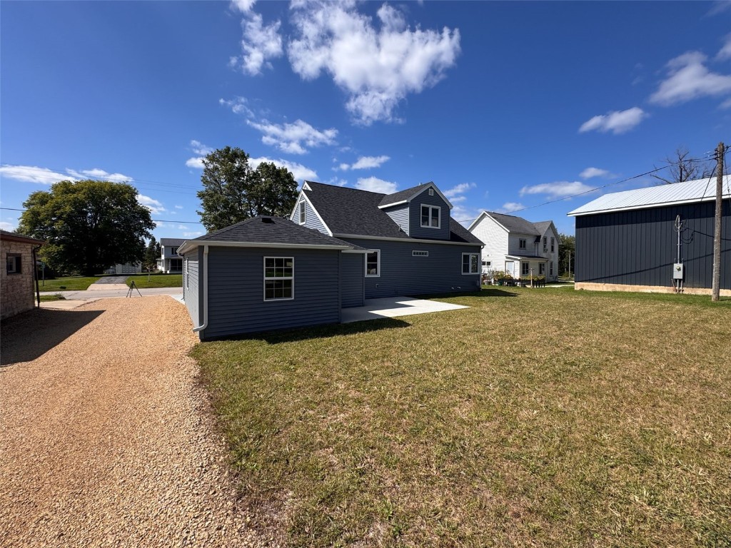 302 Walnut Olin IA 52320