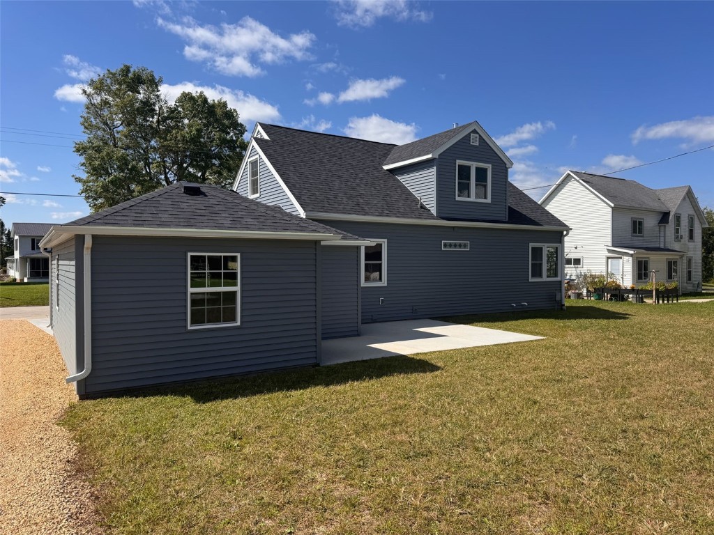 302 Walnut Olin IA 52320