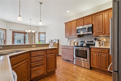 418 Prairie View Drive Fairfax IA 52228