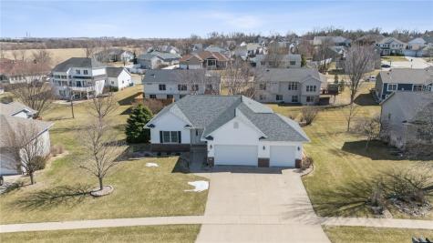 418 Prairie View Drive Fairfax IA 52228