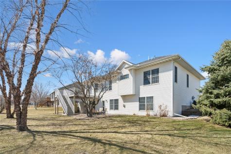418 Prairie View Drive Fairfax IA 52228