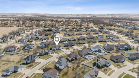 418 Prairie View Drive Fairfax IA 52228
