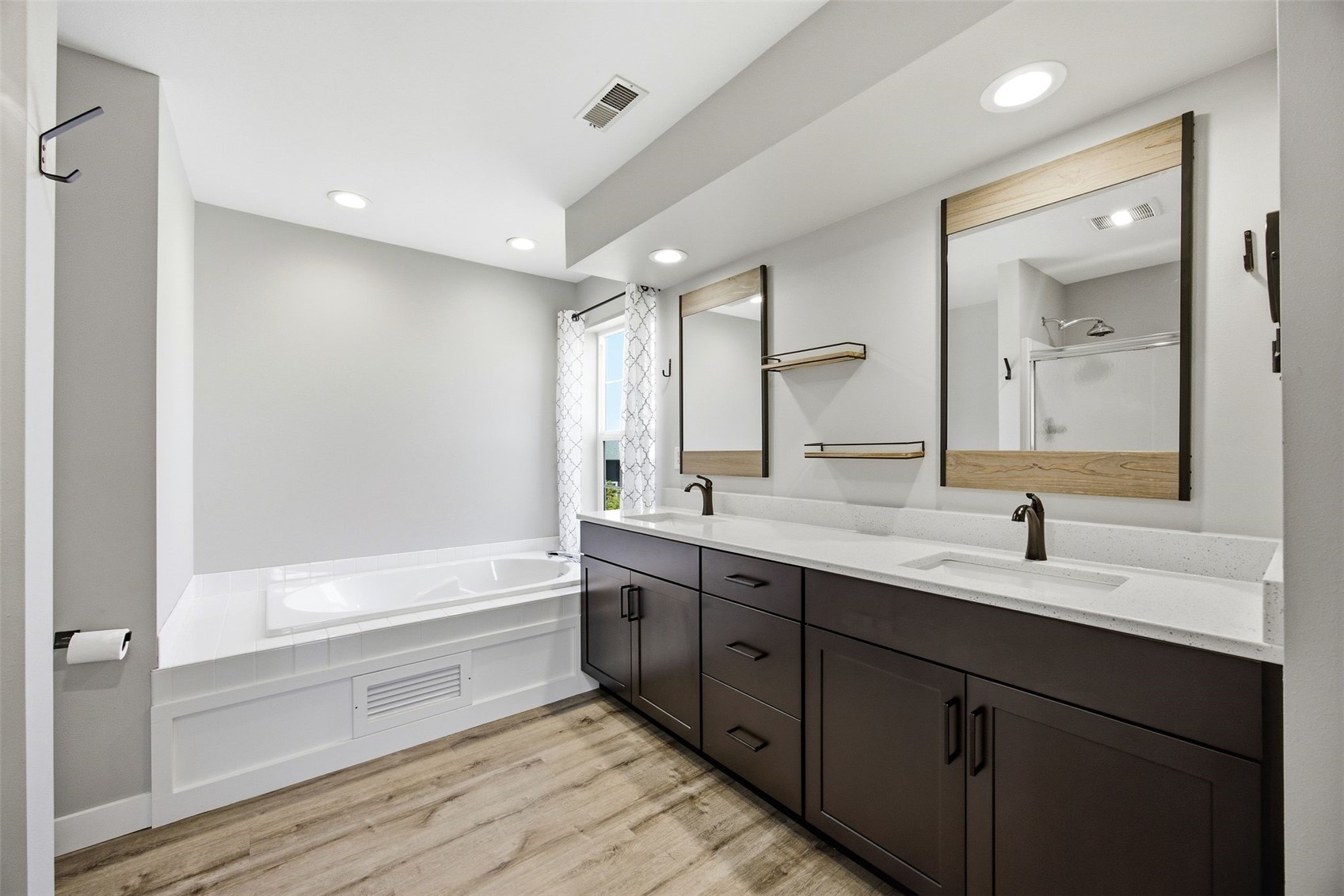 520 Westridge Drive SW Cedar Rapids IA 52404