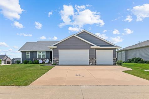 2793 Creekview Trail Palo IA 52324