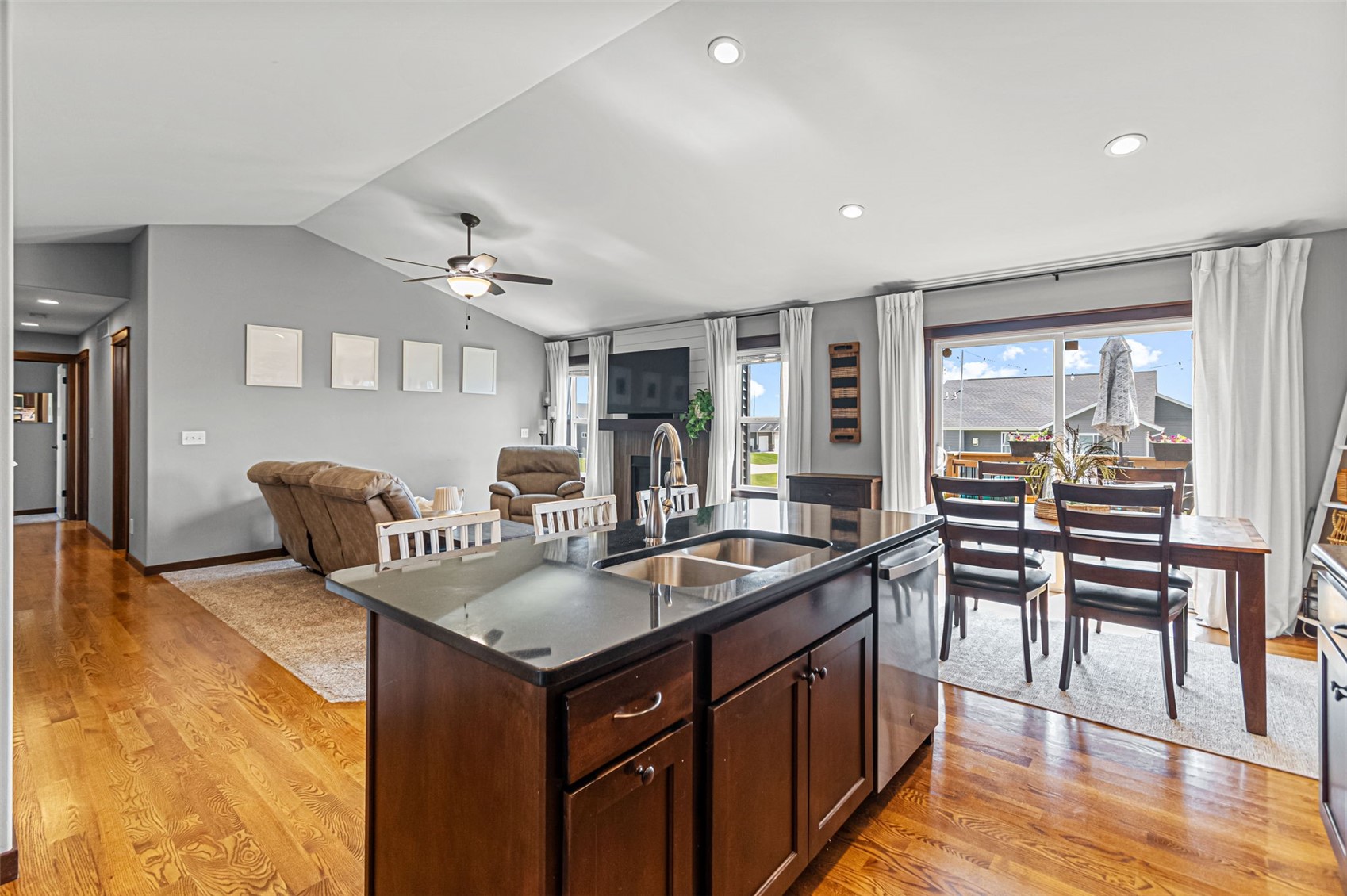2793 Creekview Trail Palo IA 52324