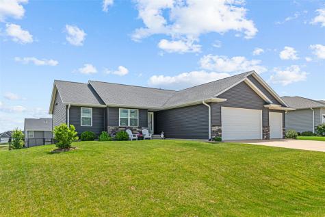 2793 Creekview Trail Palo IA 52324