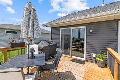 2793 Creekview Trail Palo IA 52324