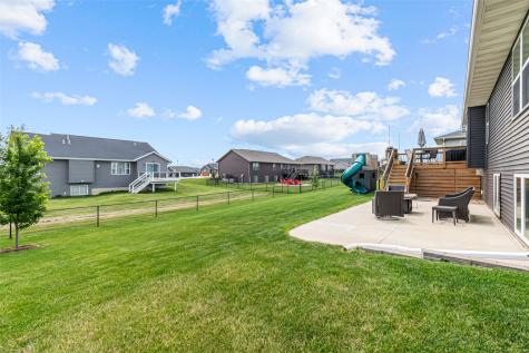 2793 Creekview Trail Palo IA 52324