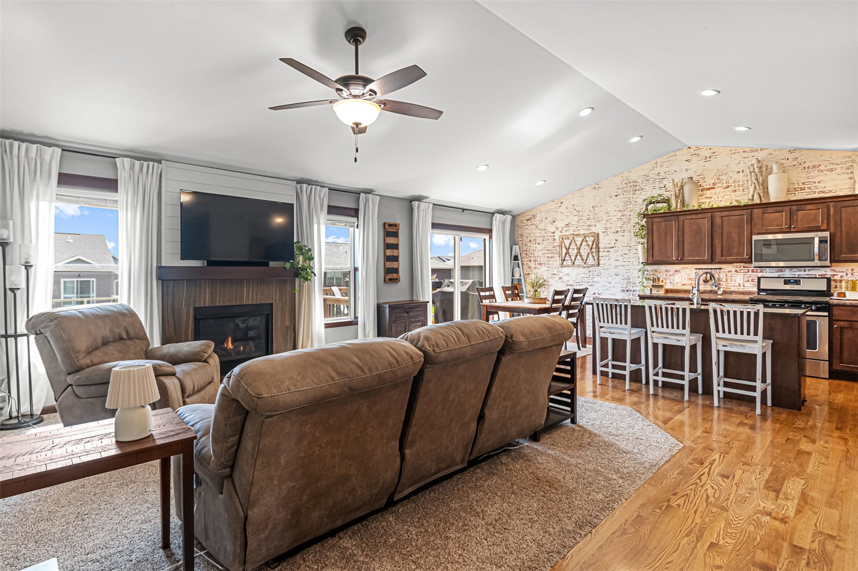 2793 Creekview Trail Palo IA 52324