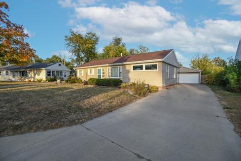 3522 Houston Street NE Cedar Rapids IA 52402