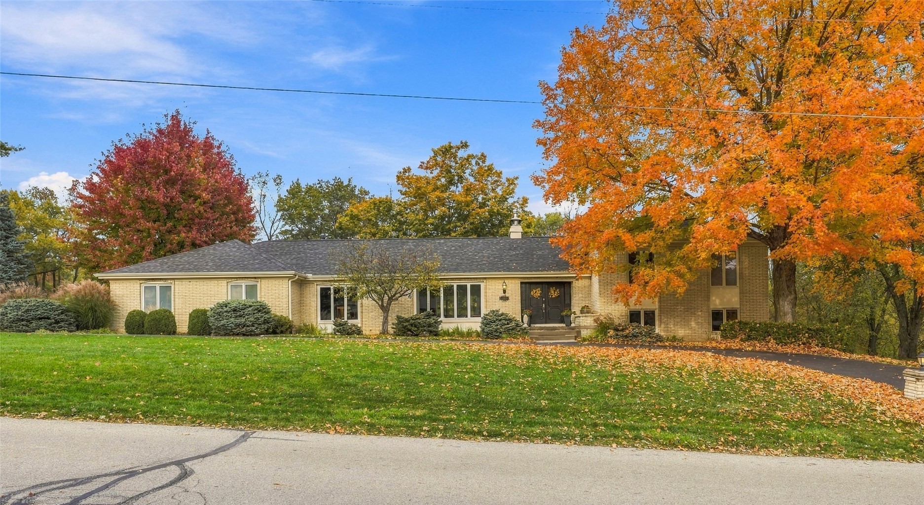 11 Lakeview Drive NE Iowa City IA 52240