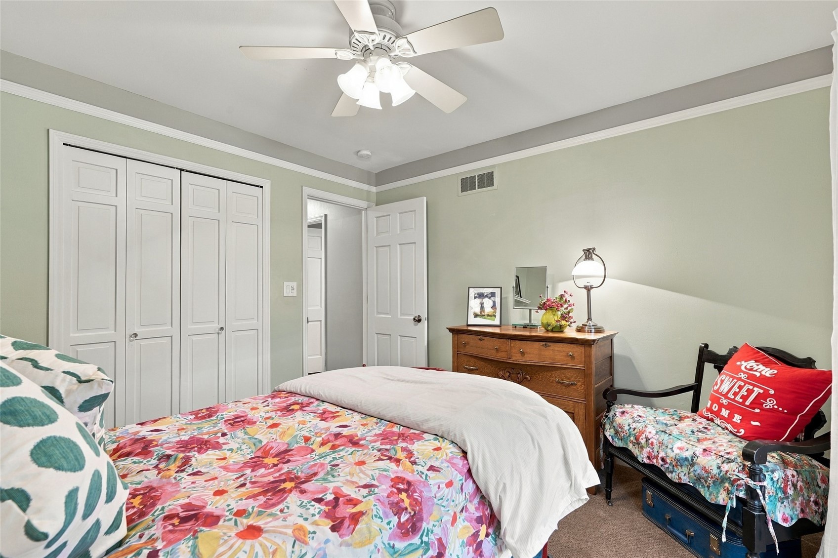 11 Lakeview Drive NE Iowa City IA 52240