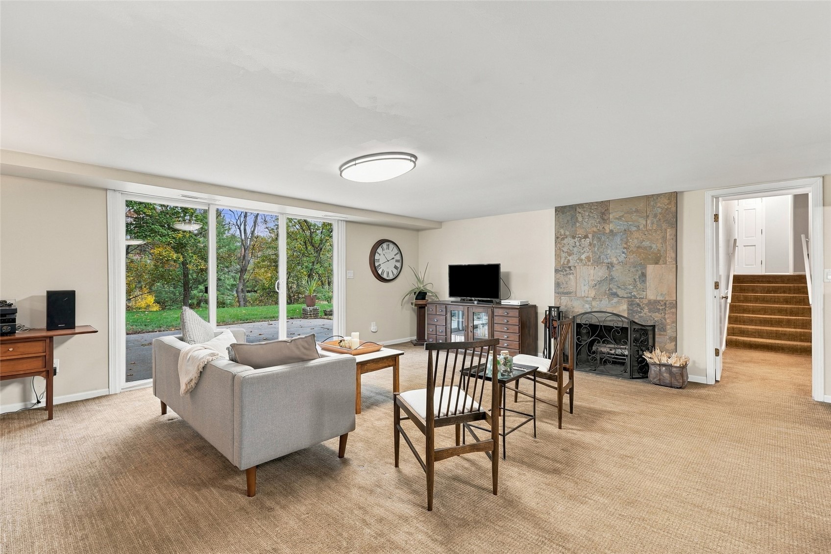 11 Lakeview Drive NE Iowa City IA 52240