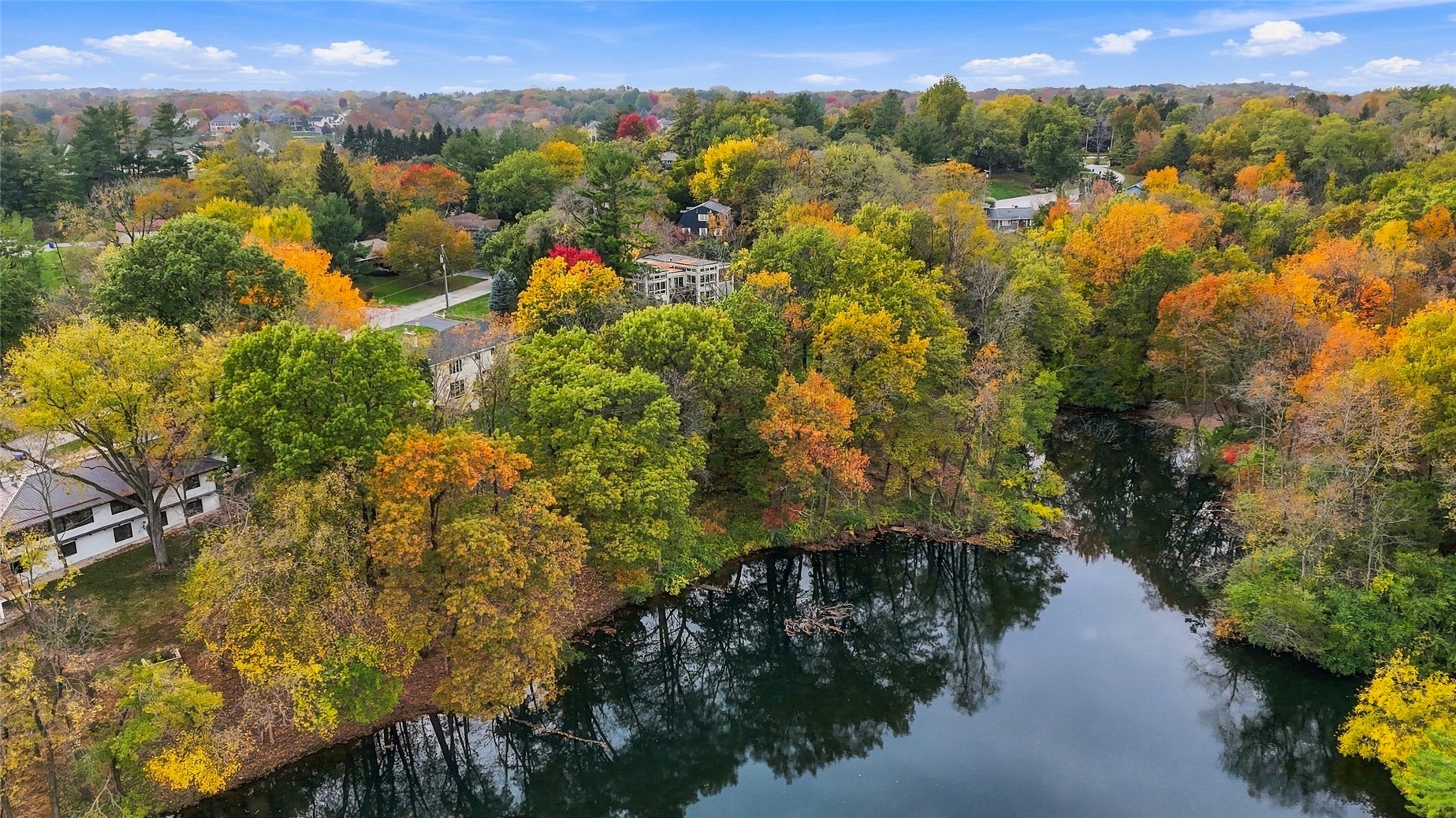 11 Lakeview Drive NE Iowa City IA 52240