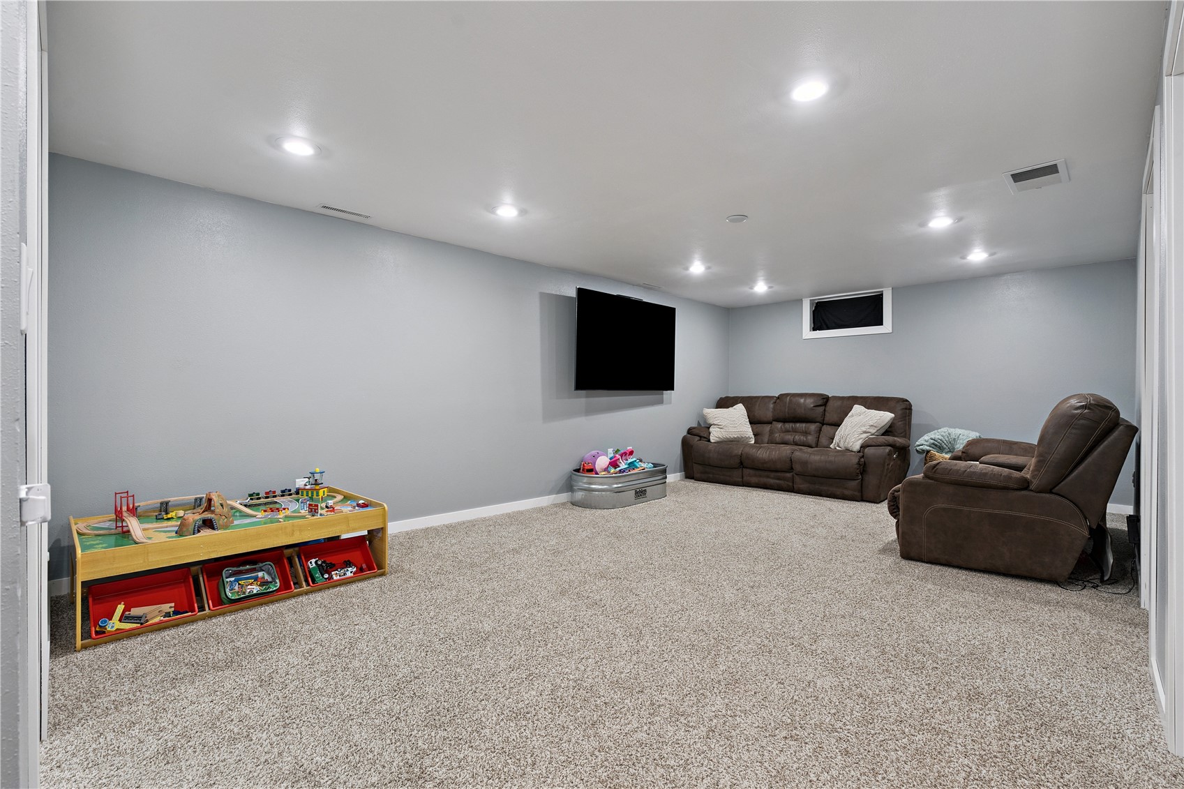 325 Division Street NW Swisher IA 52338
