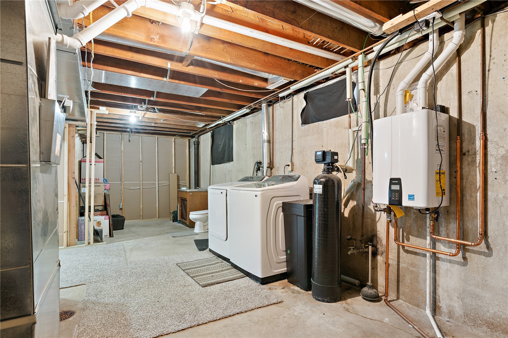 325 Division Street NW Swisher IA 52338