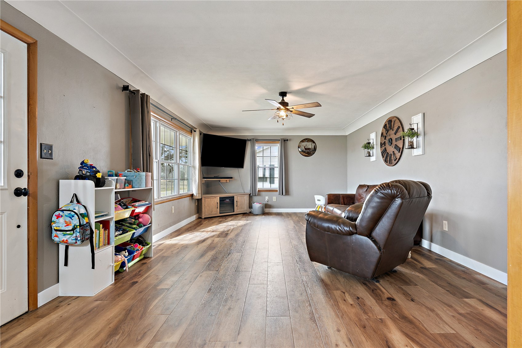 325 Division Street NW Swisher IA 52338