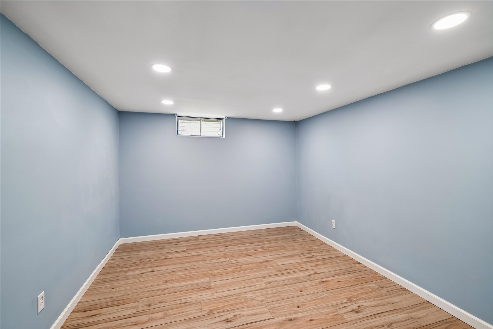 269 Peace Avenue NW Cedar Rapids IA 52405