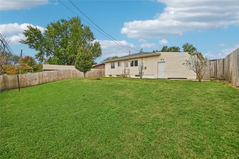 269 Peace Avenue NW Cedar Rapids IA 52405
