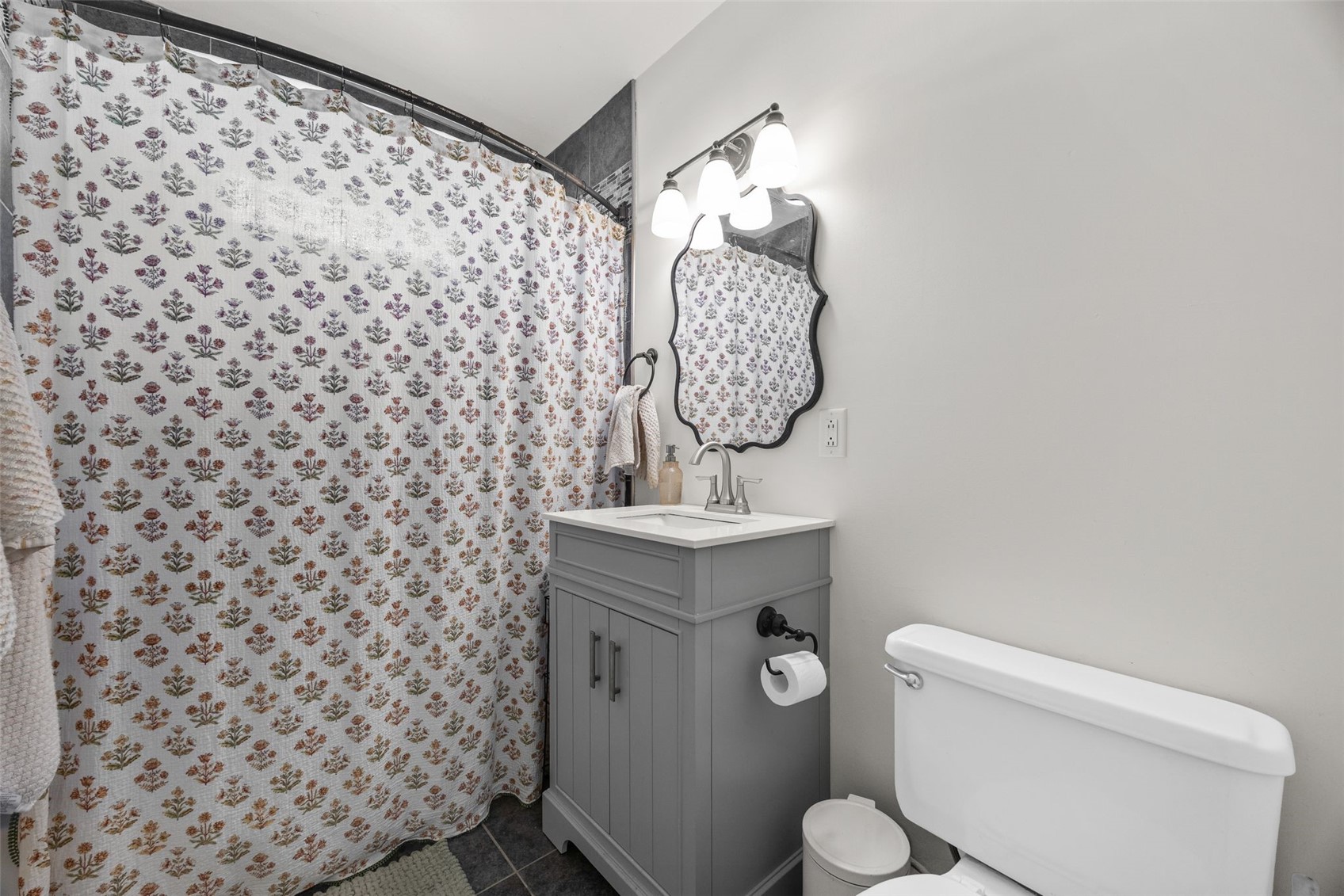 1707 14th Avenue SW Cedar Rapids IA 52404