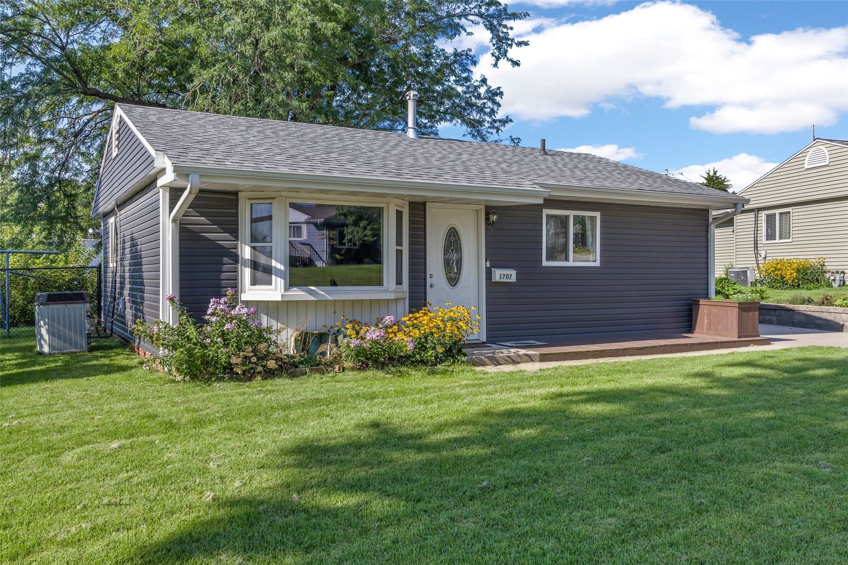 1707 14th Avenue SW Cedar Rapids IA 52404
