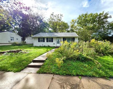 1303 Ash Street Iowa City IA 52240