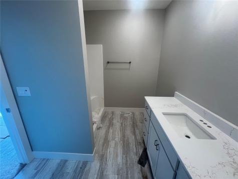 1443 Cardinal Drive Fairfax IA 52228