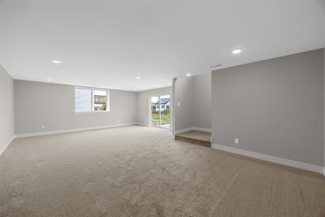 1443 Cardinal Drive Fairfax IA 52228