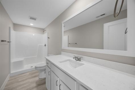 1443 Cardinal Drive Fairfax IA 52228