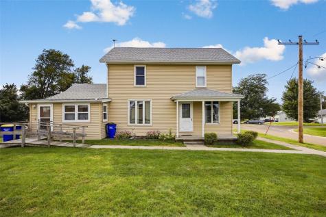 209 Johnson Street Norway IA 52318
