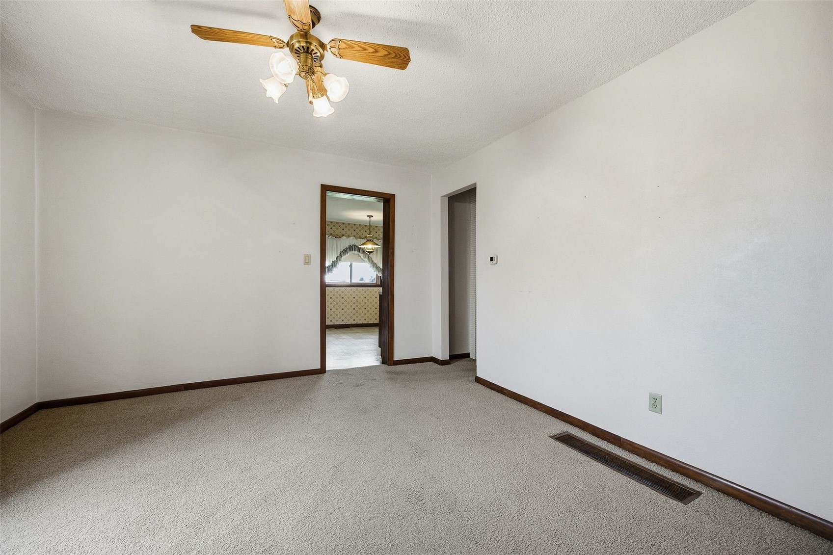209 Johnson Street Norway IA 52318