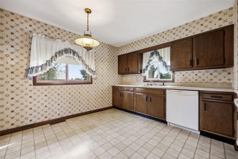 209 Johnson Street Norway IA 52318