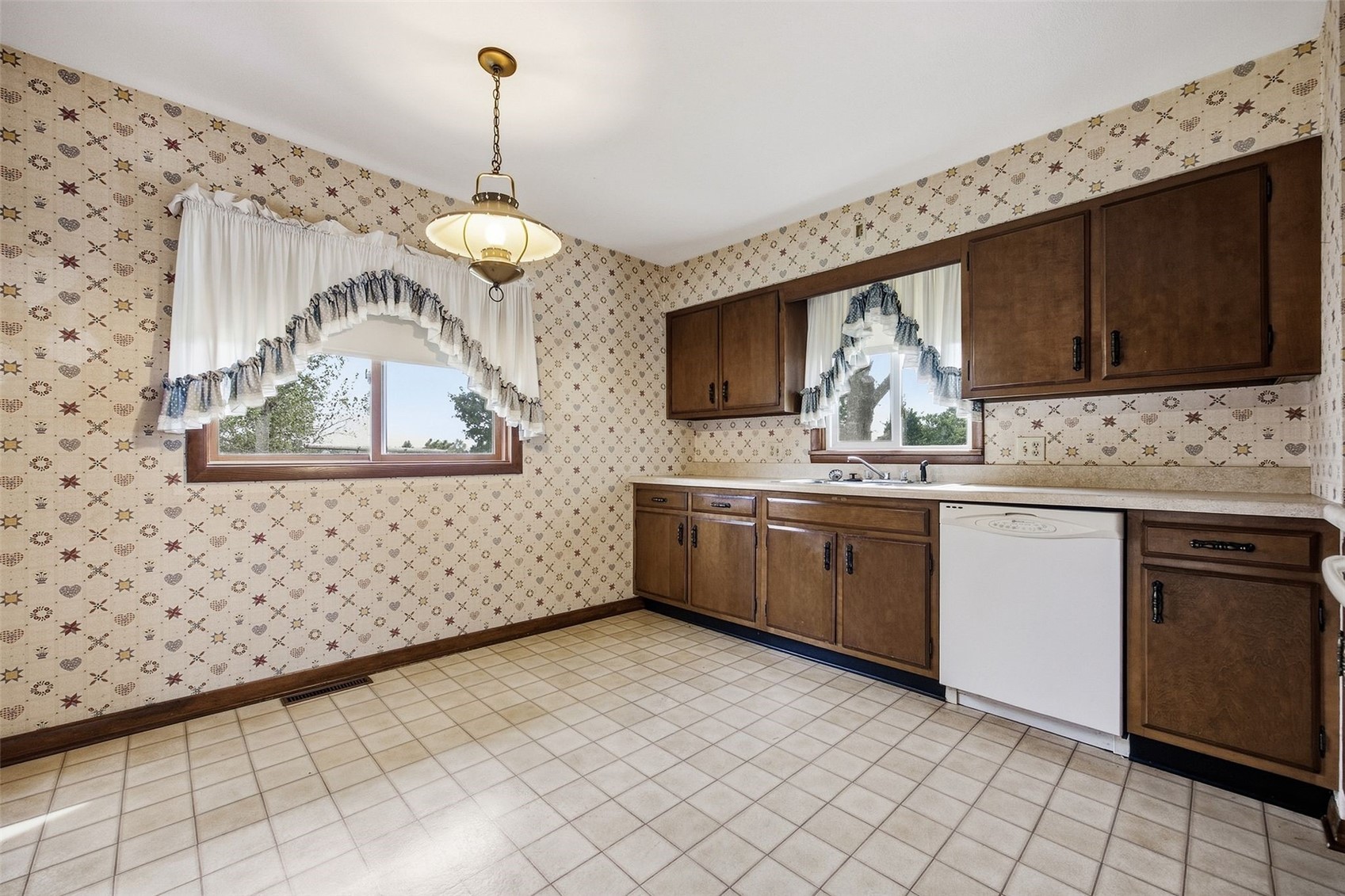 209 Johnson Street Norway IA 52318