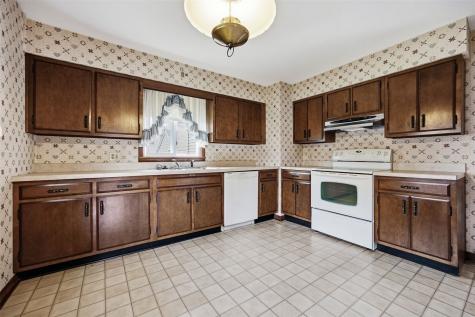 209 Johnson Street Norway IA 52318