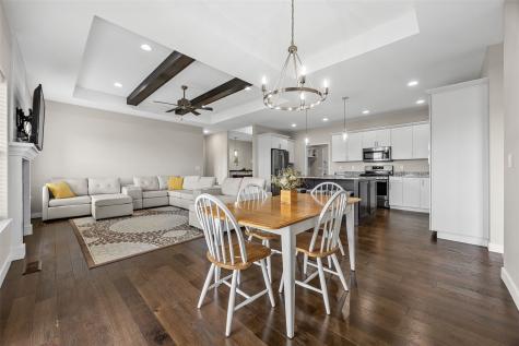 1315 E Tartan Drive North Liberty IA 52317