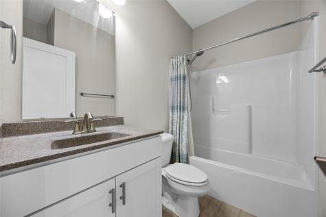 1315 E Tartan Drive North Liberty IA 52317