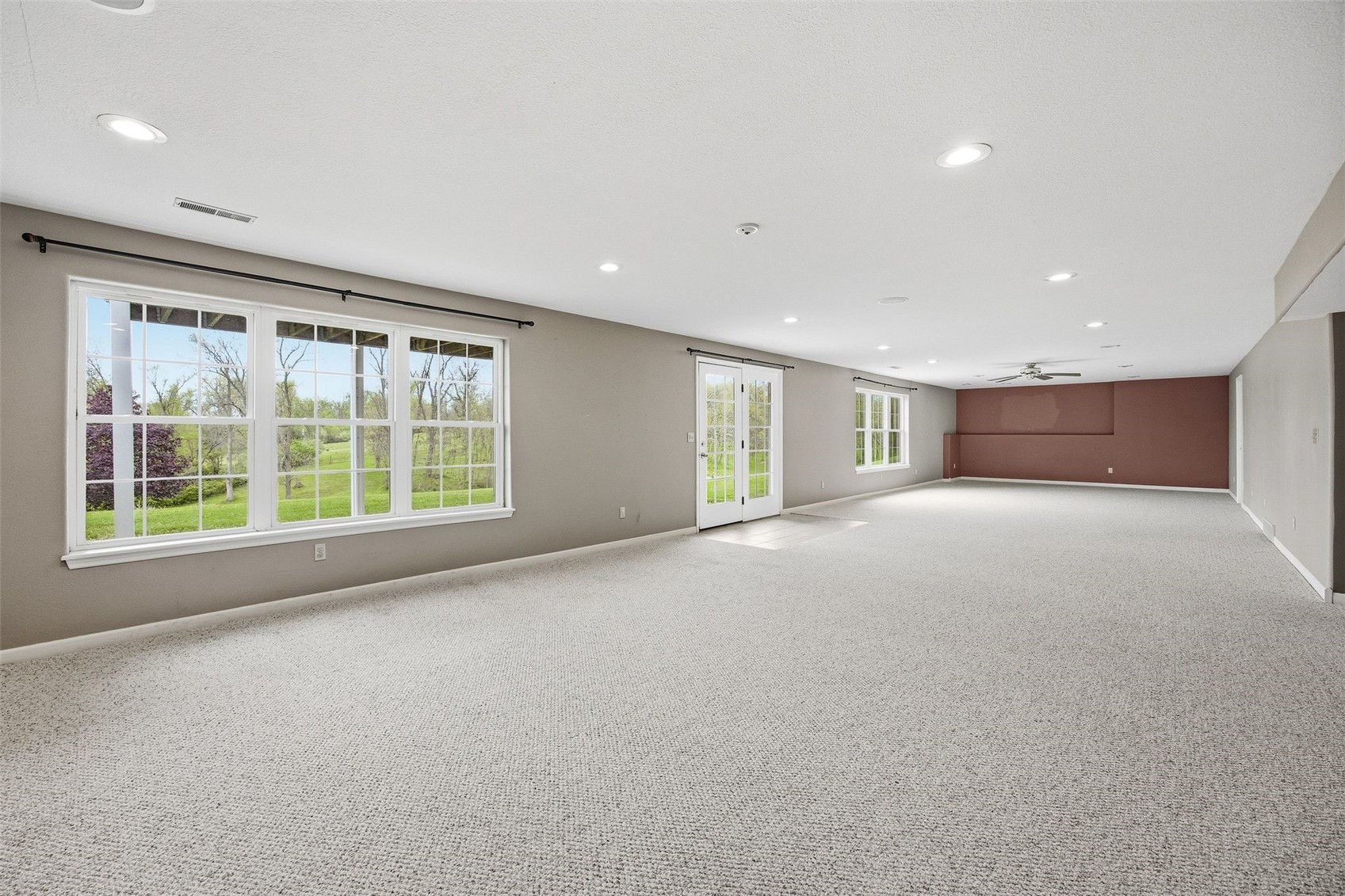 3386 64th Street Palo IA 52324