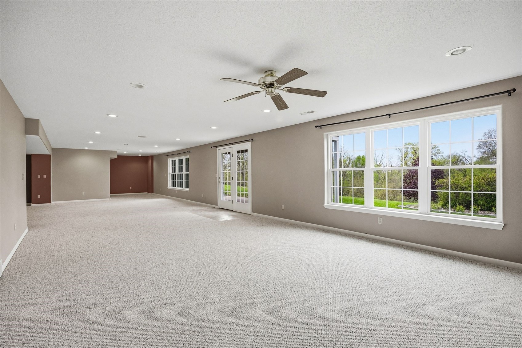 3386 64th Street Palo IA 52324