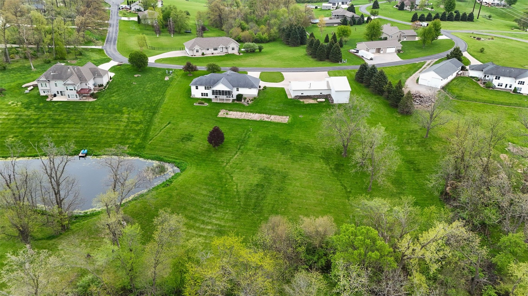 3386 64th Street Palo IA 52324