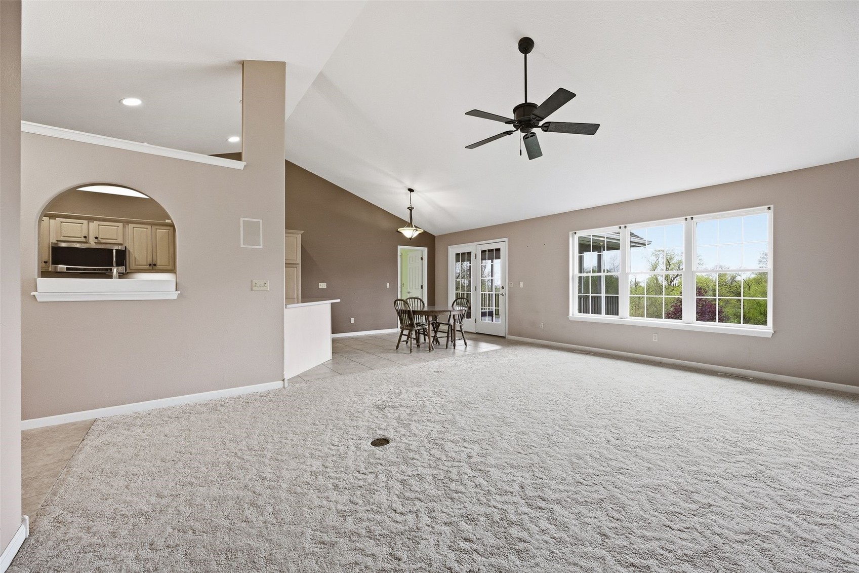 3386 64th Street Palo IA 52324