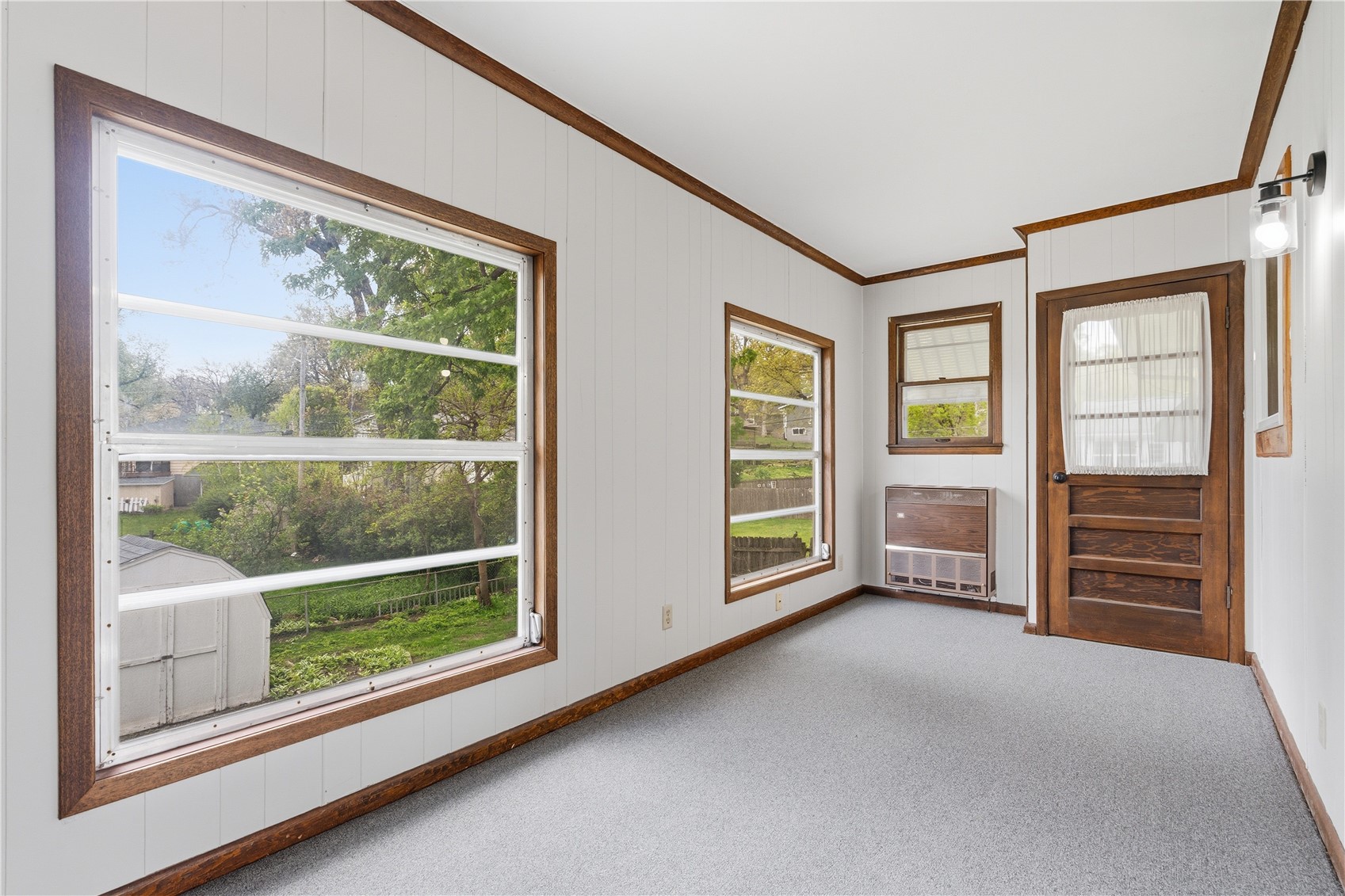 2033 Coldstream Avenue NE Cedar Rapids IA 52402