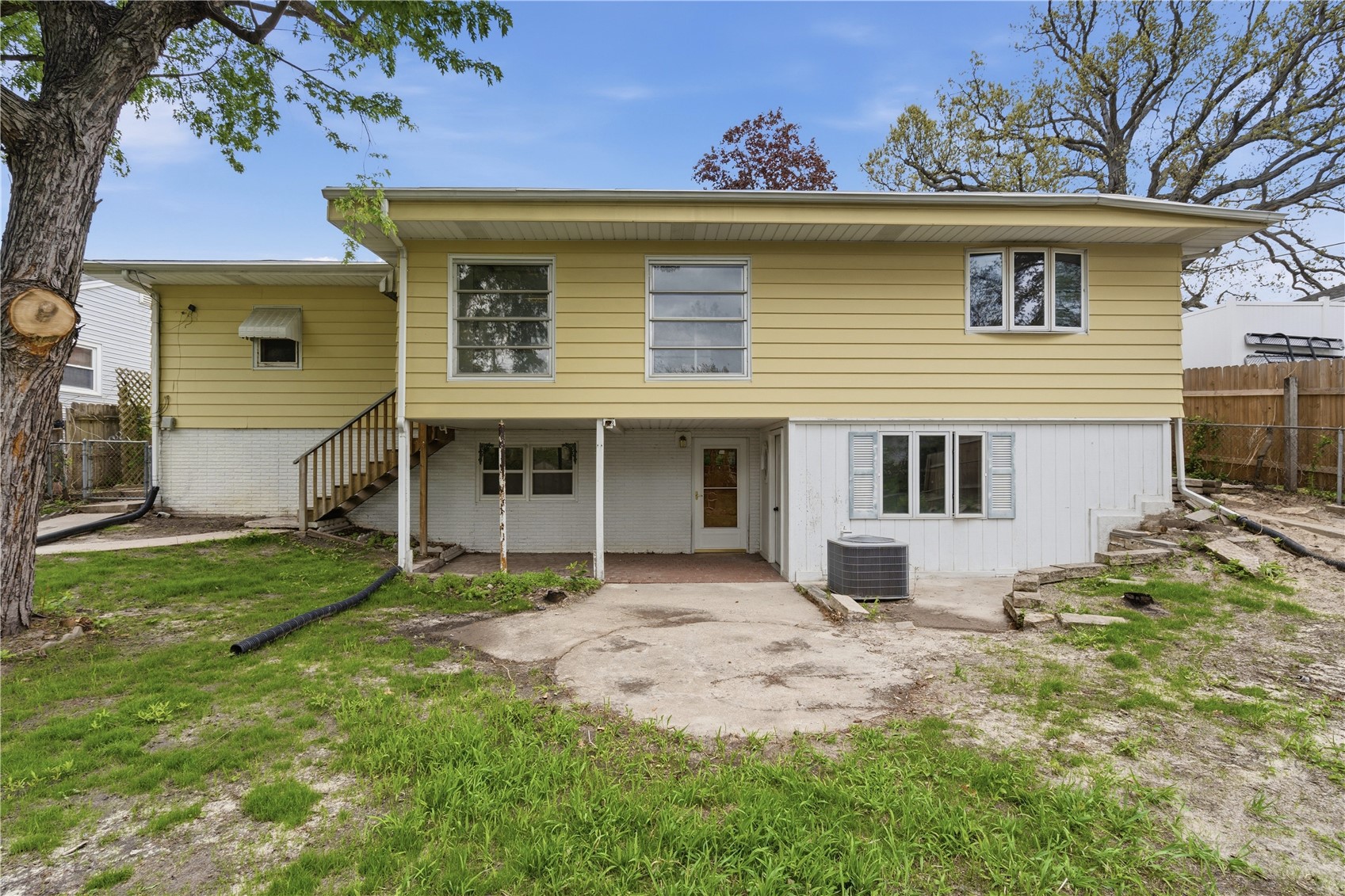 2033 Coldstream Avenue NE Cedar Rapids IA 52402