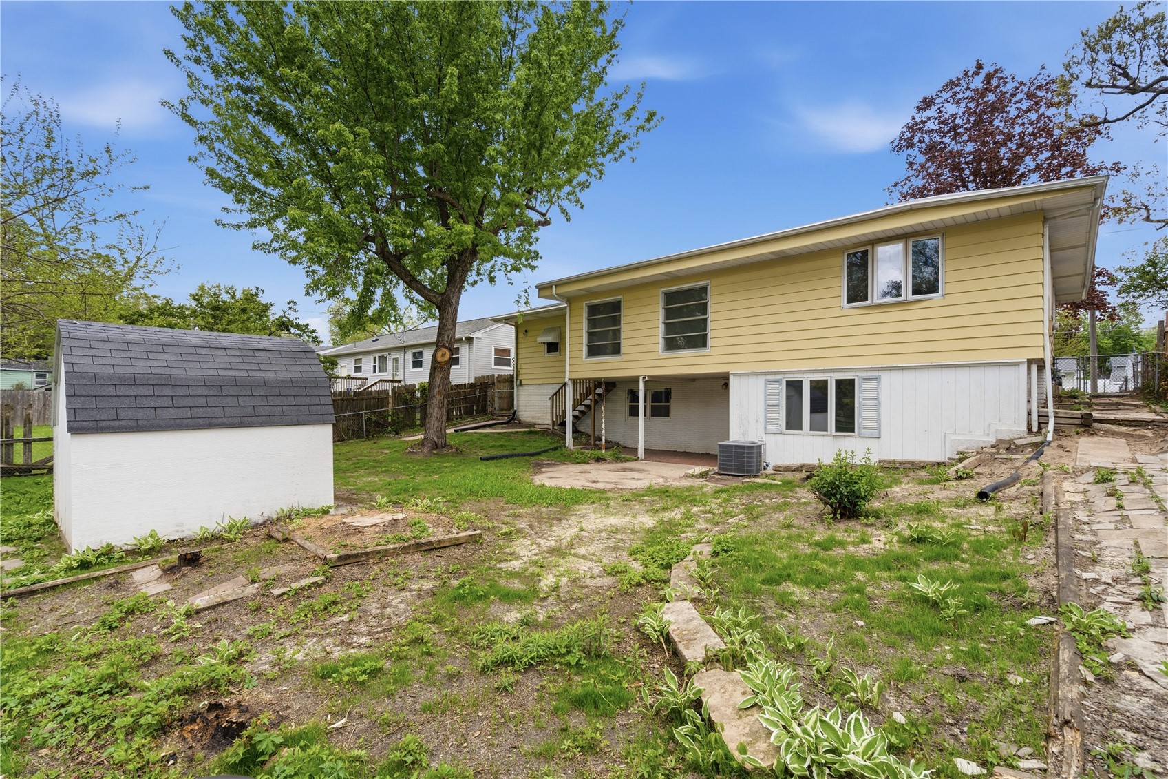 2033 Coldstream Avenue NE Cedar Rapids IA 52402