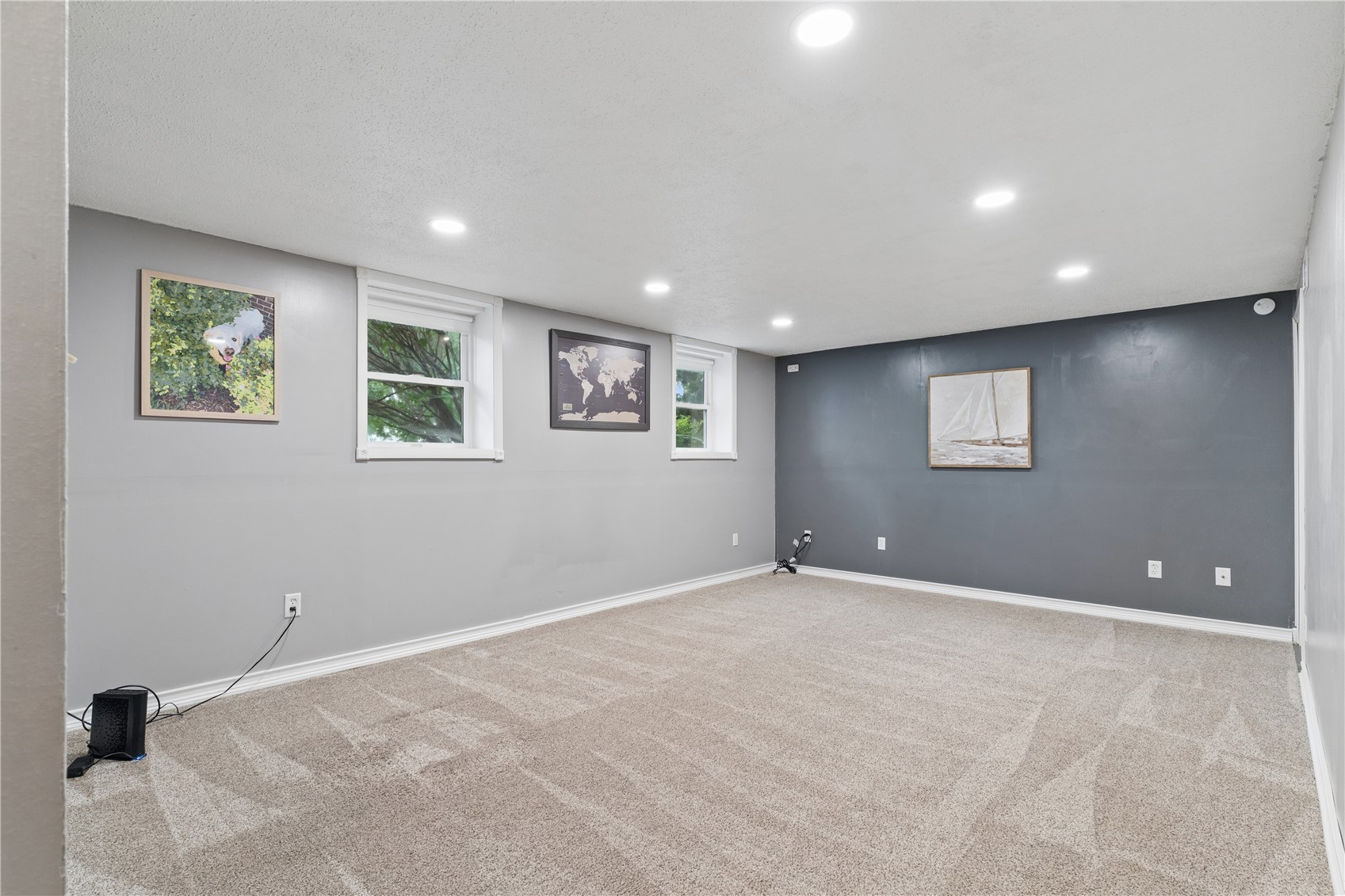 709 Jacolyn Drive NW Cedar Rapids IA 52405