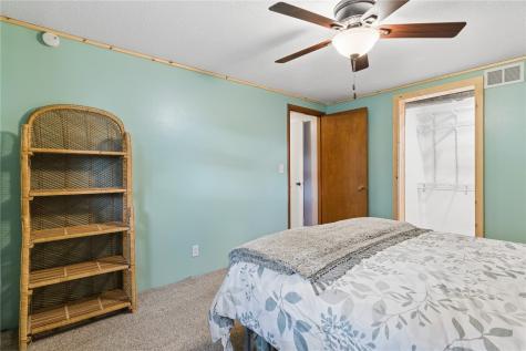 709 Jacolyn Drive NW Cedar Rapids IA 52405