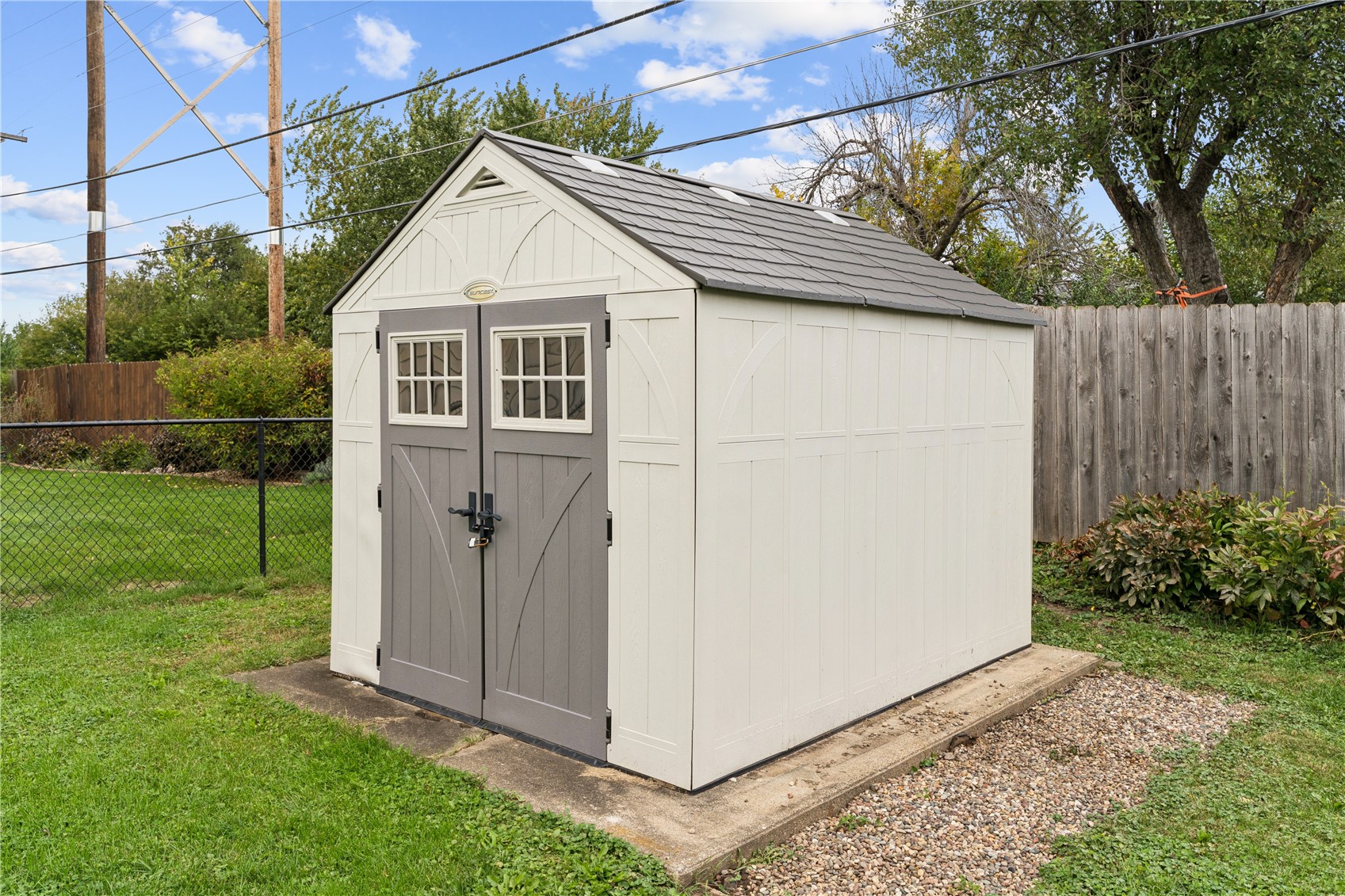 709 Jacolyn Drive NW Cedar Rapids IA 52405