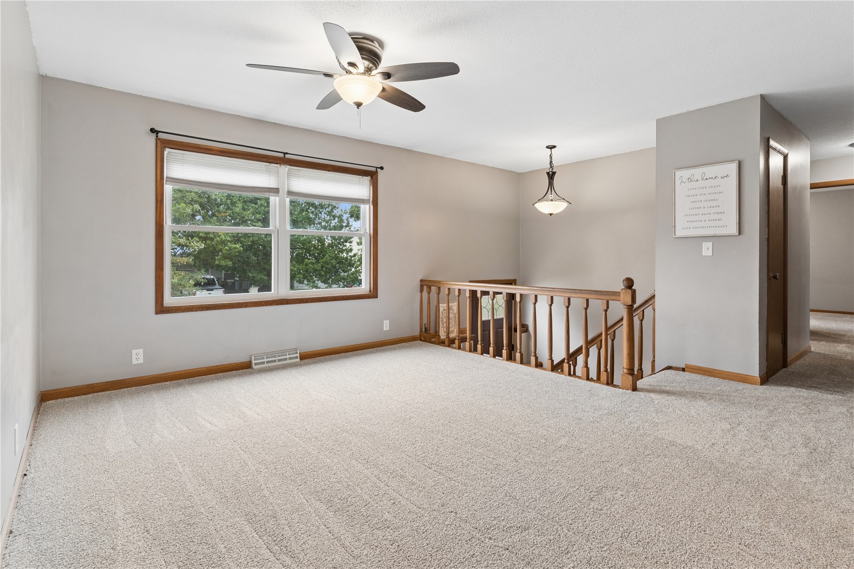 709 Jacolyn Drive NW Cedar Rapids IA 52405