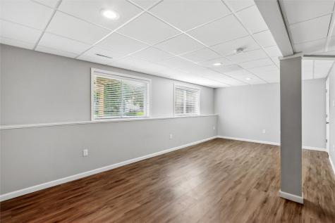 1332 Deer Run Drive NE Cedar Rapids IA 52402