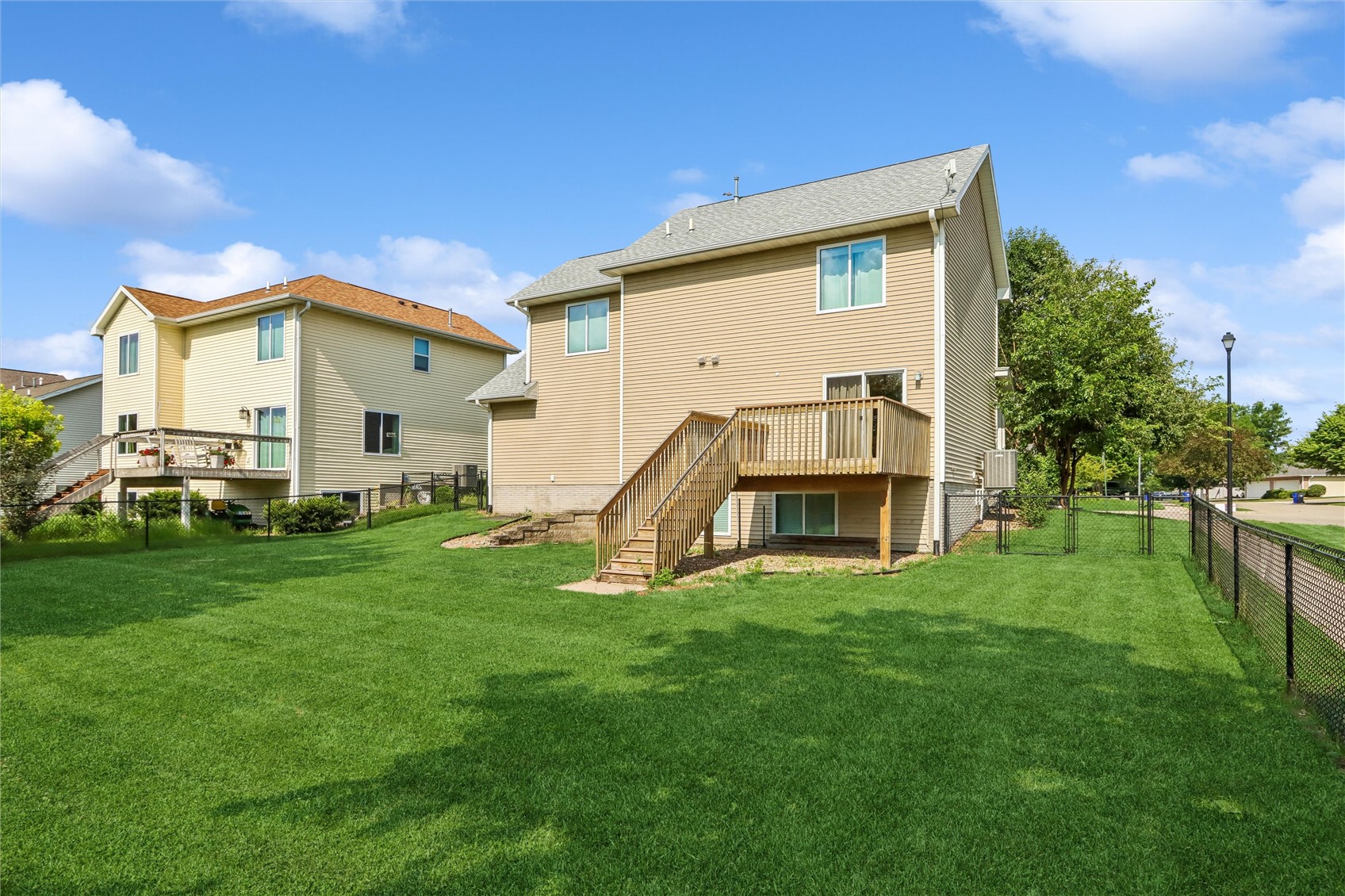 1332 Deer Run Drive NE Cedar Rapids IA 52402