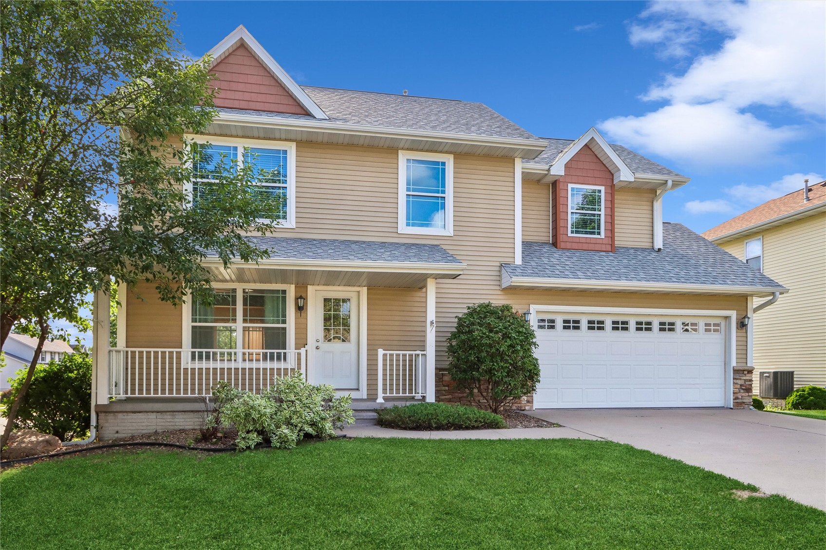 1332 Deer Run Drive NE Cedar Rapids IA 52402